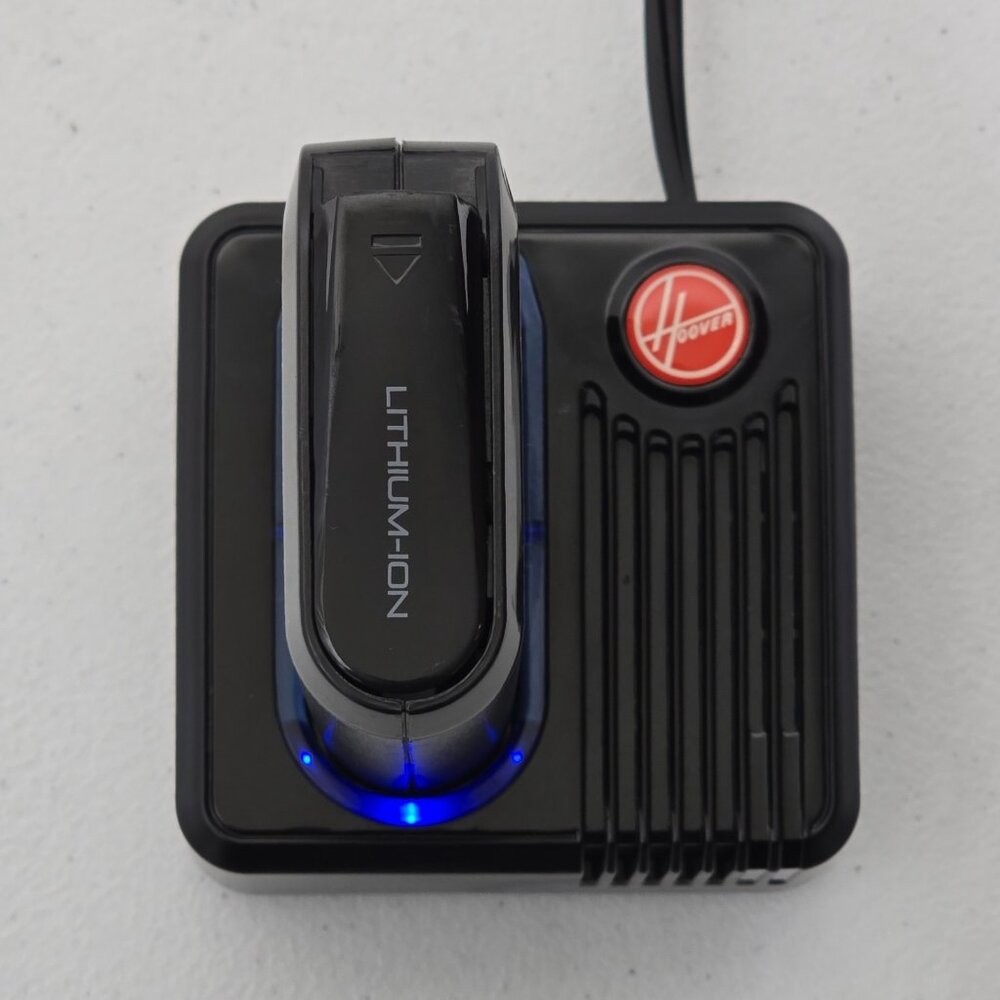 Hoover Linx 18V Lithium-ion Battery And Battery Charger For Cordless Vacuum